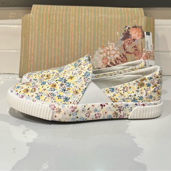 VERY G Roxanne Floral Canvas Slip On Sneaker Shoes Women’s SZ 9 Med BNWB - Picture 4 of 10